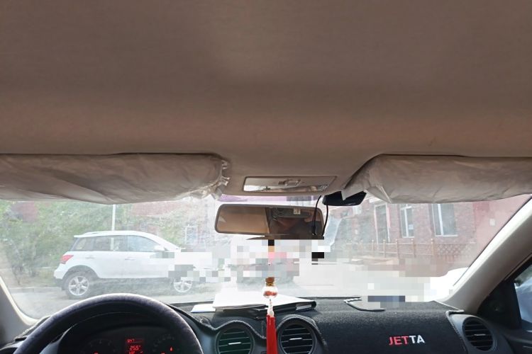 Used Volkswagen Jetta 2013 1.6L Manual Fashion Edition Headliner