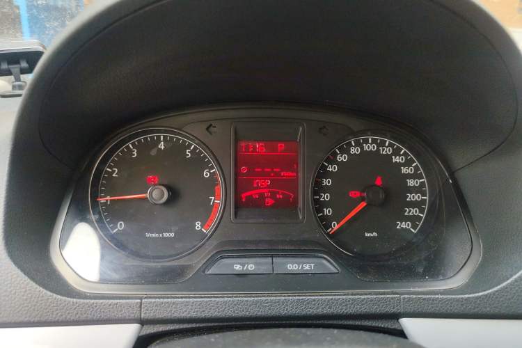 Used Volkswagen Jetta 2013 1.6L Automatic Comfort Model Instrument Cluster