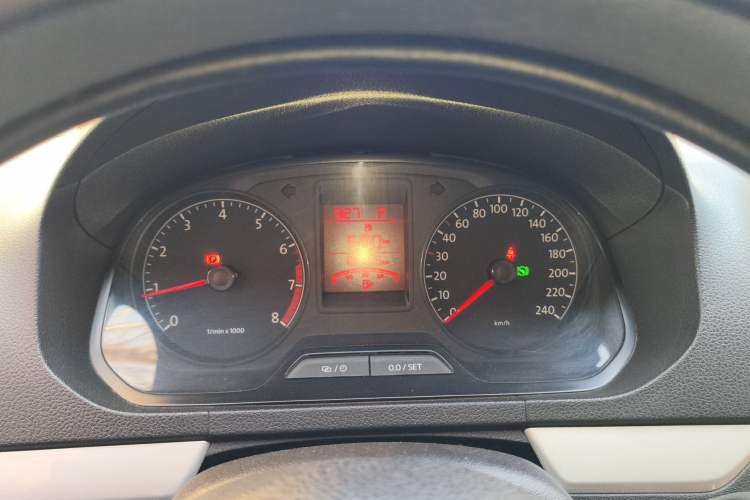 Used Volkswagen Jetta 2013 1.6L Automatic Comfort Model Instrument Cluster