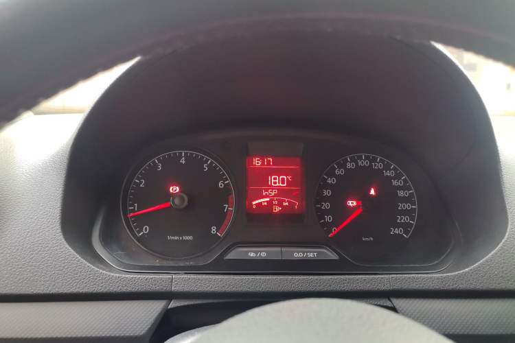 Used Volkswagen Jetta 2013 1.6L Manual Fashion Edition Instrument Cluster