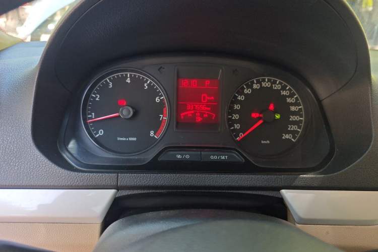 Used Volkswagen Jetta 2013 1.6L Automatic Comfort Model Instrument Cluster