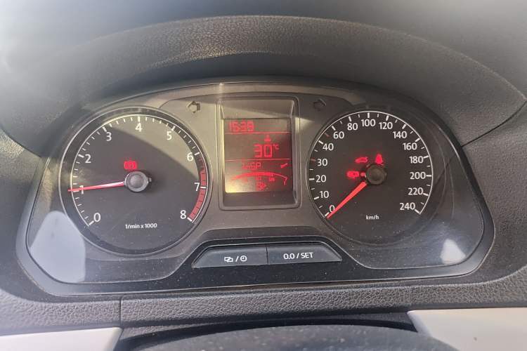 Used Volkswagen Jetta 2013 1.6L Manual Comfort Model Instrument Cluster