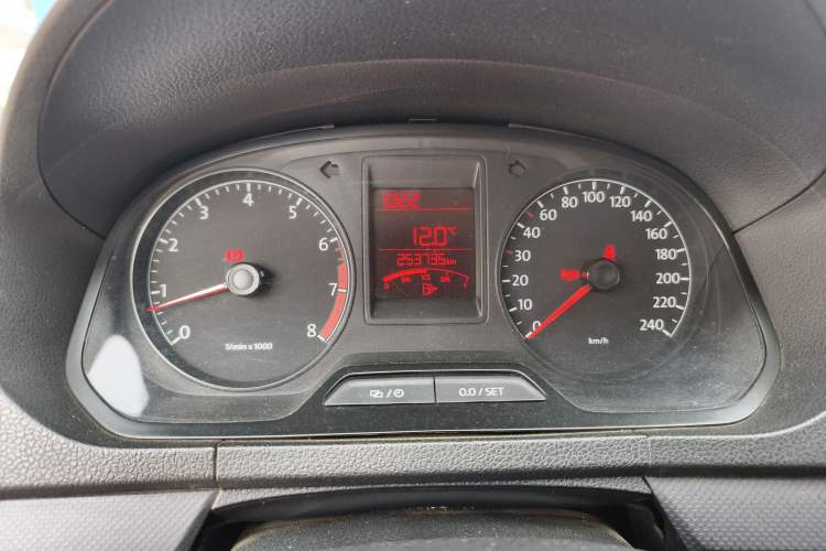 Used Volkswagen Jetta 2013 1.4L Manual Fashion Model Instrument Cluster