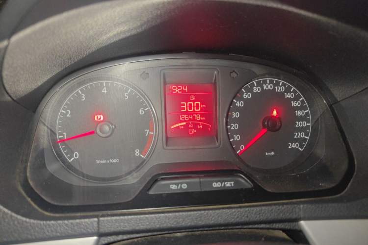 Used Volkswagen Jetta 2013 1.6L Manual Comfort Model Instrument Cluster