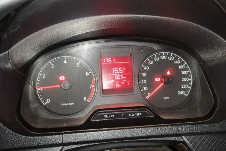 Used Volkswagen Jetta 2013 1.4L Manual Fashion Model Instrument Cluster