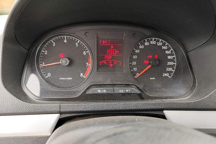 Used Volkswagen Jetta 2013 1.6L Manual Comfort Model Instrument Cluster