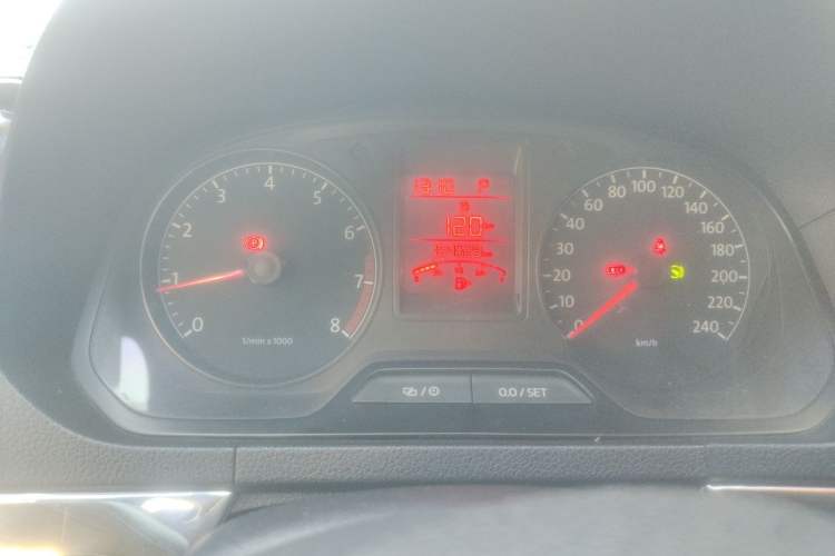 Used Volkswagen Jetta 2013 1.6L Automatic Comfort Model Instrument Cluster