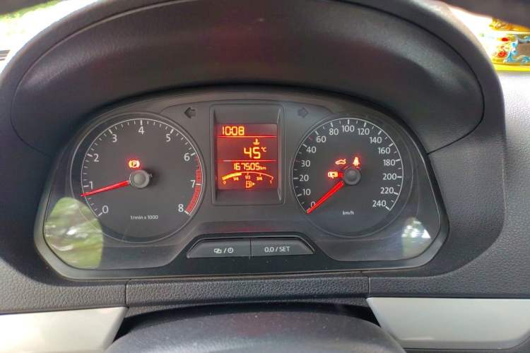 Used Volkswagen Jetta 2013 1.6L Manual Comfort Model Instrument Cluster