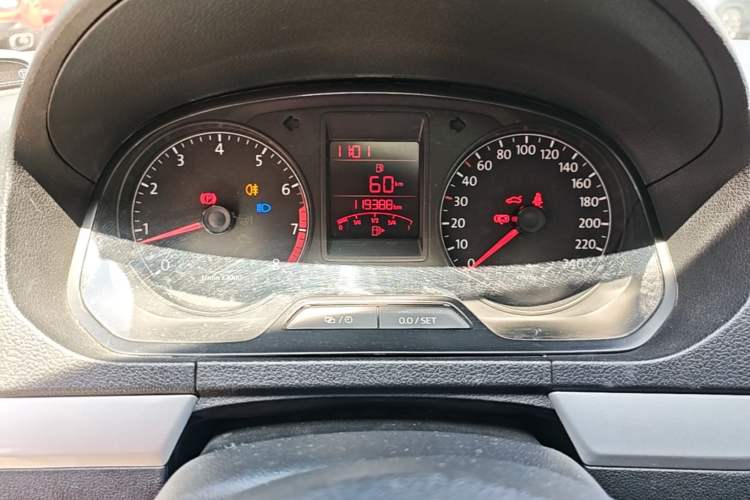 Used Volkswagen Jetta 2013 1.6L Manual Comfort Model Instrument Cluster