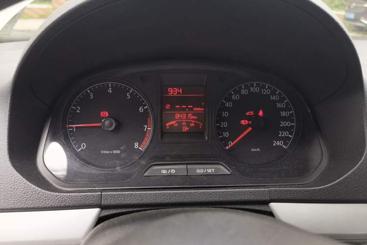 Used Volkswagen Jetta 2013 1.6L Manual Comfort Model Instrument Cluster