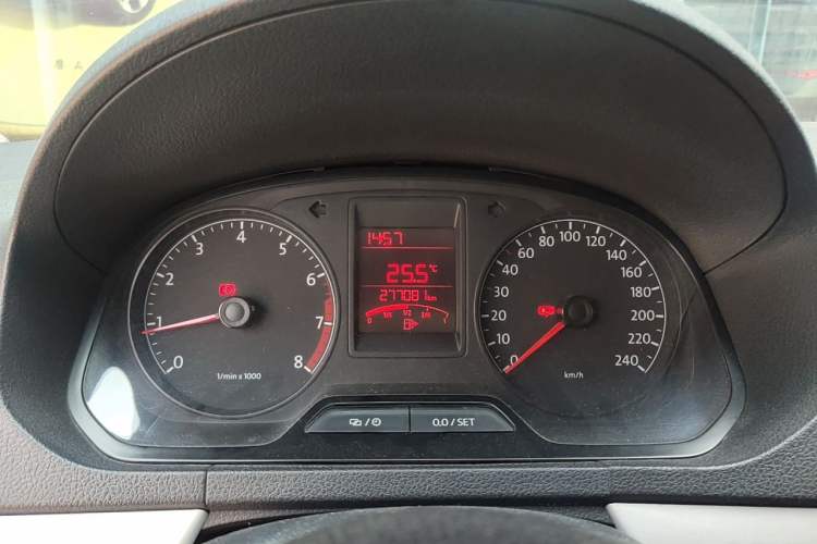 Used Volkswagen Jetta 2013 1.6L Manual Comfort Model Instrument Cluster