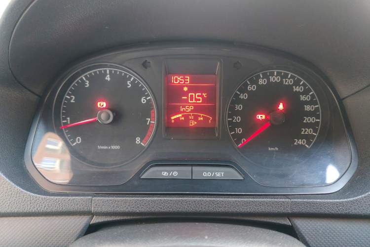 Used Volkswagen Jetta 2013 1.6L Manual Fashion Edition Instrument Cluster