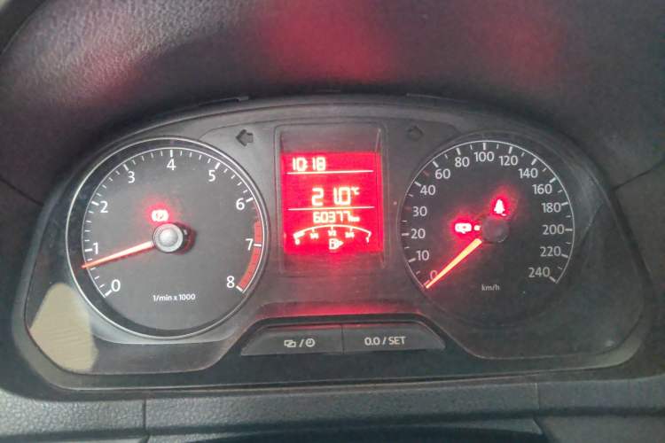 Used Volkswagen Jetta 2013 1.6L Manual Fashion Edition Instrument Cluster