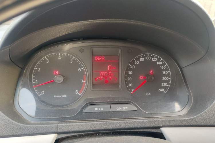 Used Volkswagen Jetta 2013 1.6L Manual Comfort Model Instrument Cluster