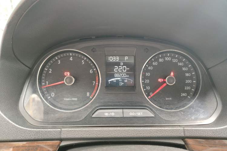 Used Volkswagen Jetta 2013 1.6L Automatic Luxury Model Instrument Cluster
