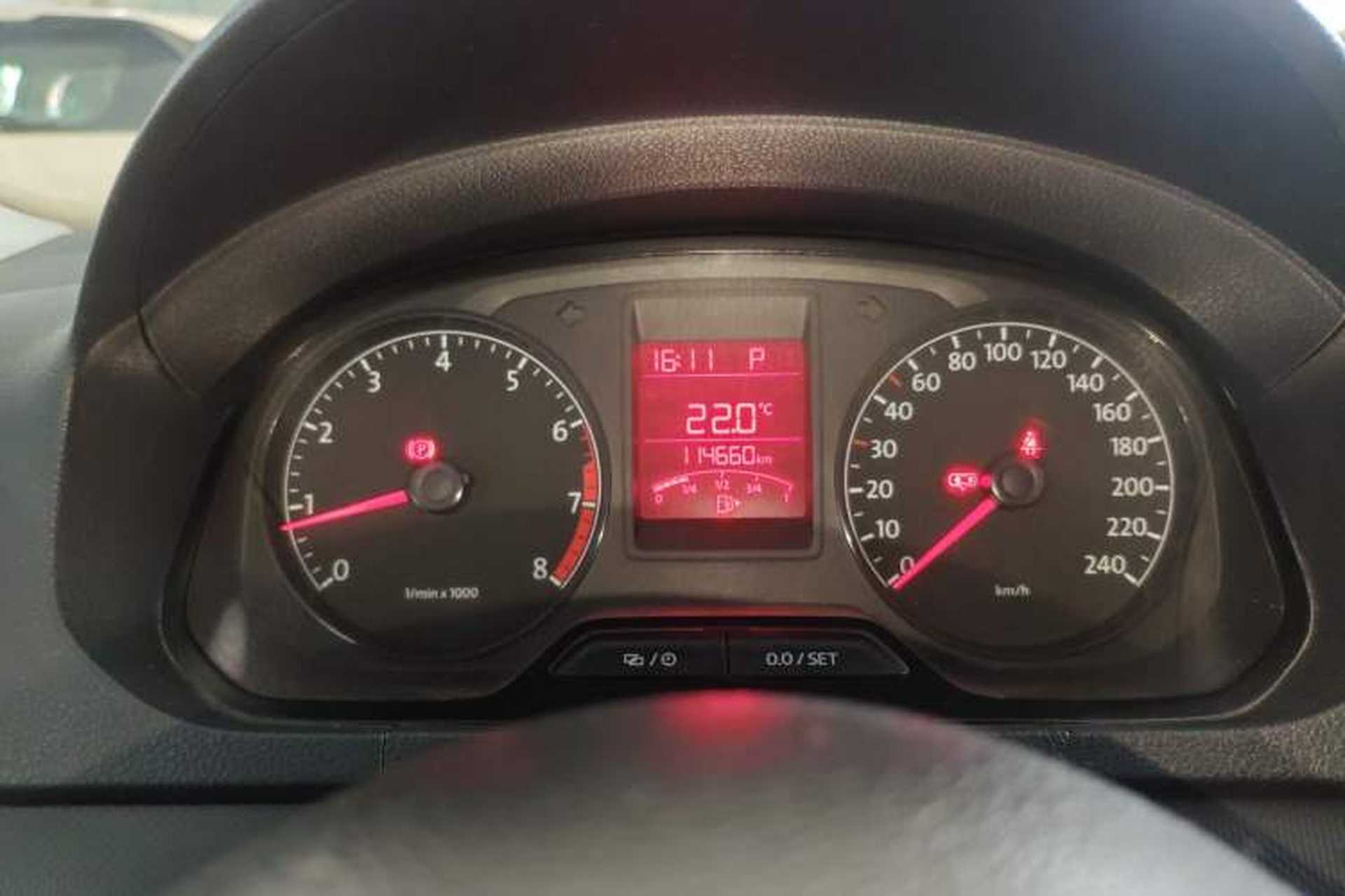 Used Volkswagen Jetta 2013 1.6L Automatic Fashion Model Instrument Cluster