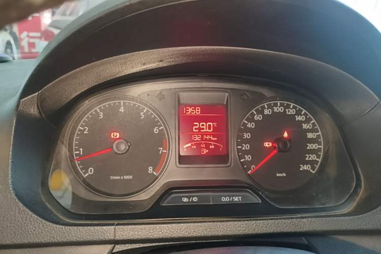 Used Volkswagen Jetta 2013 1.6L Manual Fashion Edition Instrument Cluster