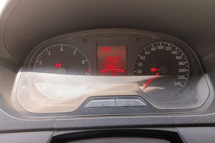 Used Volkswagen Jetta 2013 1.6L Manual Fashion Edition Instrument Cluster