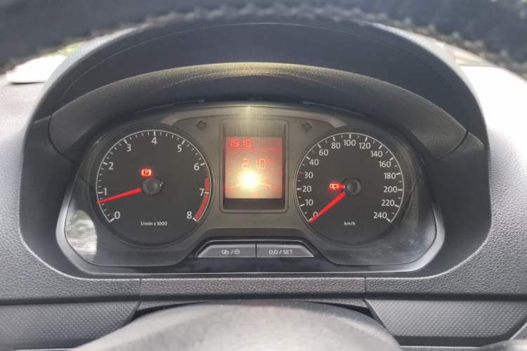Used Volkswagen Jetta 2013 1.6L Manual Fashion Edition Instrument Cluster