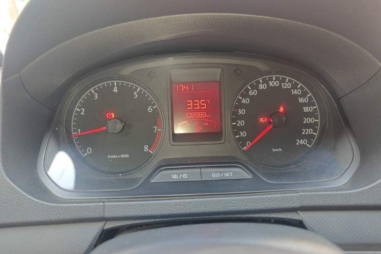 Used Volkswagen Jetta 2013 1.4L Manual Fashion Model Instrument Cluster