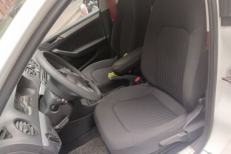 Used Volkswagen Jetta 2013 1.6L Manual Comfort Model Left Front Seat