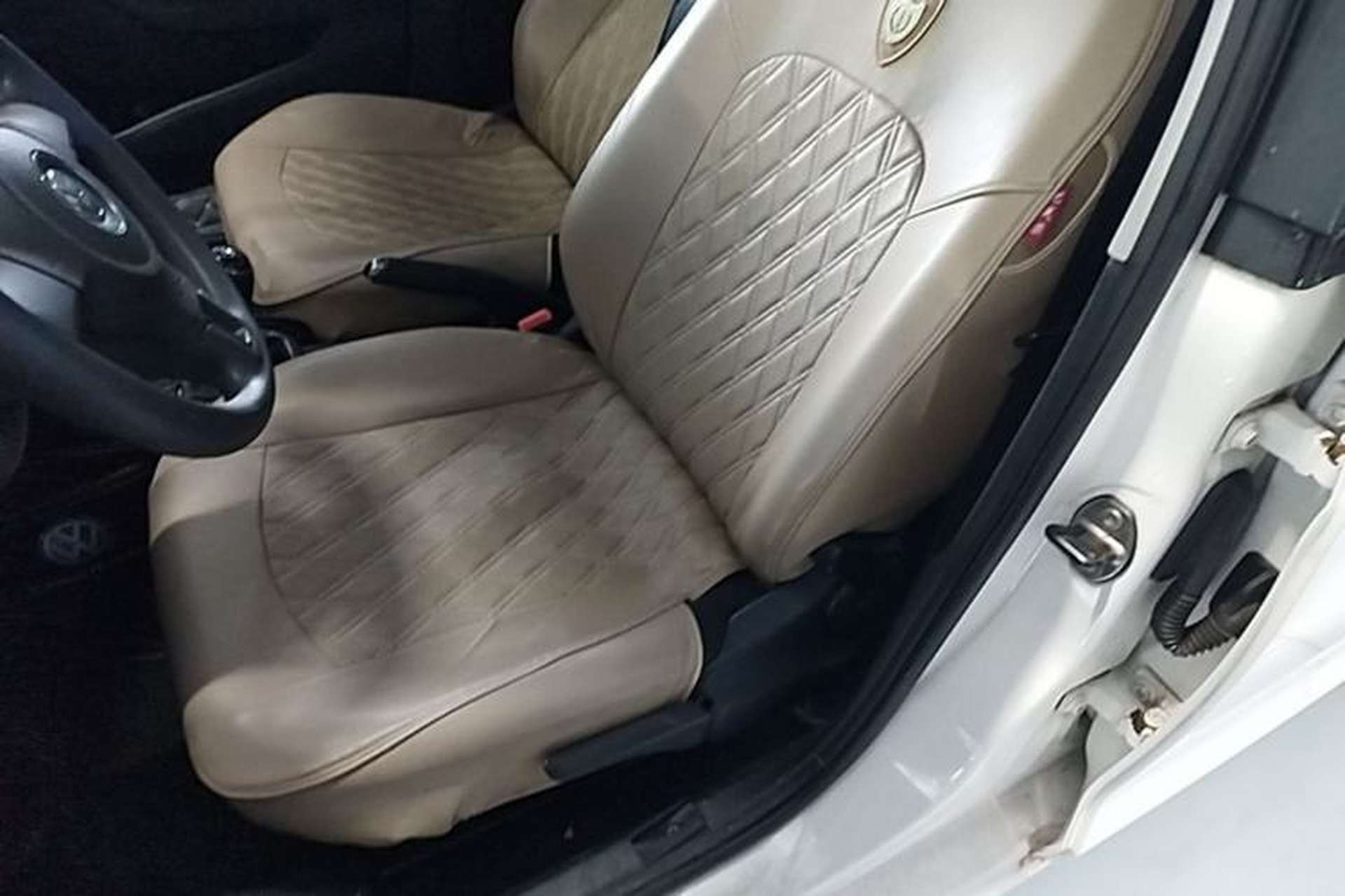 Used Volkswagen Jetta 2013 1.6L Manual Comfort Model Left Front Seat