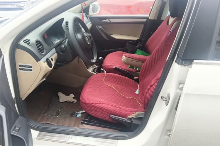 Used Volkswagen Jetta 2013 1.6L Manual Comfort Model Left Front Seat