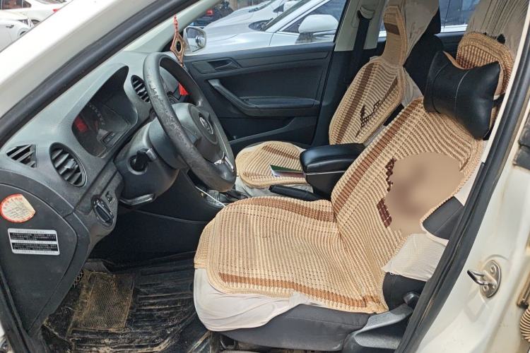 Used Volkswagen Jetta 2013 1.6L Automatic Fashion Model Left Front Seat