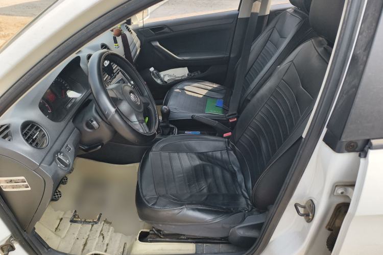 Used Volkswagen Jetta 2013 1.4L Manual Fashion Model Left Front Seat