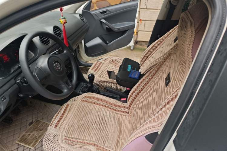 Used Volkswagen Jetta 2013 1.4L Manual Fashion Model Left Front Seat