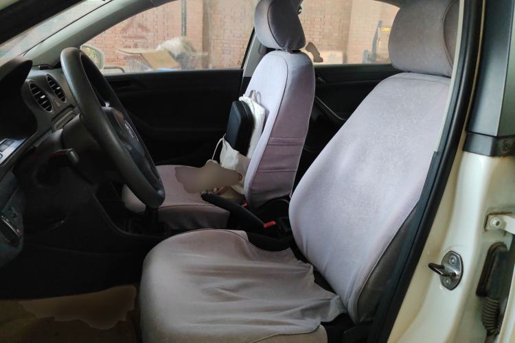 Used Volkswagen Jetta 2013 1.6L Manual Fashion Edition Left Front Seat
