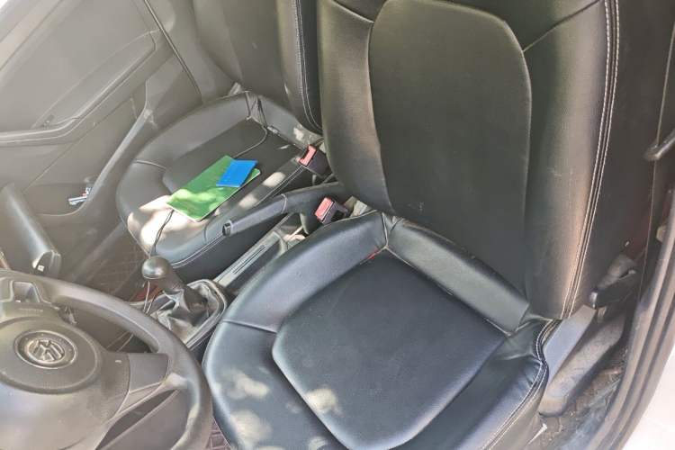 Used Volkswagen Jetta 2013 1.4L Manual Fashion Model Left Front Seat
