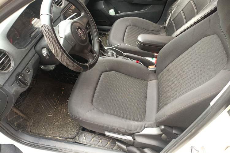 Used Volkswagen Jetta 2013 1.6L Automatic Comfort Model Left Front Seat