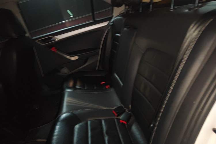 Used Volkswagen Jetta 2013 1.6L Automatic Luxury Model Left Rear Seat
