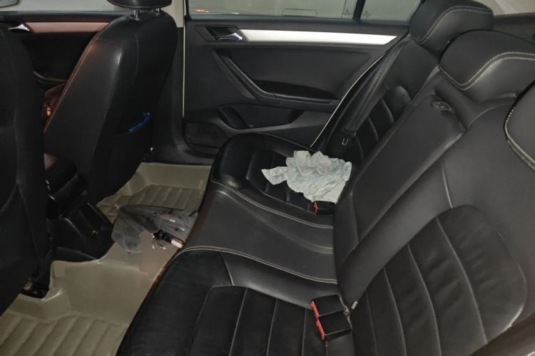 Used Volkswagen Jetta 2013 1.6L Automatic Luxury Model Left Rear Seat