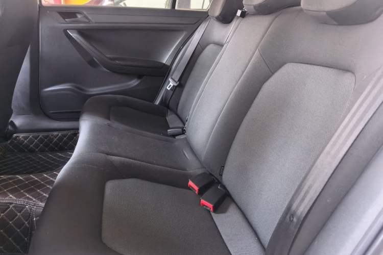 Used Volkswagen Jetta  Left Rear Seat
