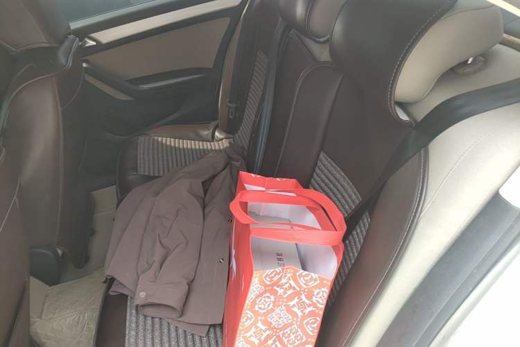 Used Volkswagen Jetta 2013 1.6L Manual Comfort Model Left Rear Seat