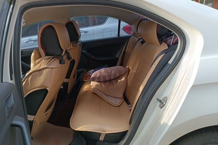 Used Volkswagen Jetta 2013 1.6L Manual Fashion Edition Left Rear Seat