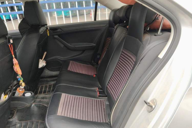 Used Volkswagen Jetta 2013 1.4L Manual Fashion Model Left Rear Seat
