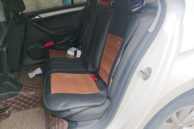 Used Volkswagen Jetta 2013 1.6L Manual Comfort Model Left Rear Seat