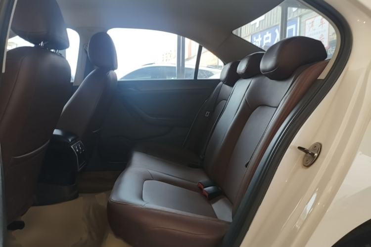 Used Volkswagen Jetta 2013 1.6L Manual Fashion Edition Left Rear Seat