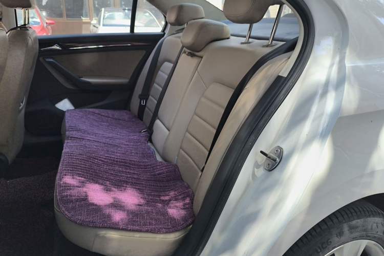 Used Volkswagen Jetta 2013 1.6L Automatic Luxury Model Left Rear Seat