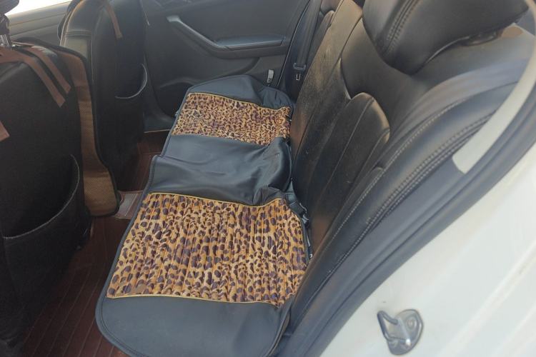 Used Volkswagen Jetta 2013 1.4L Manual Fashion Model Left Rear Seat
