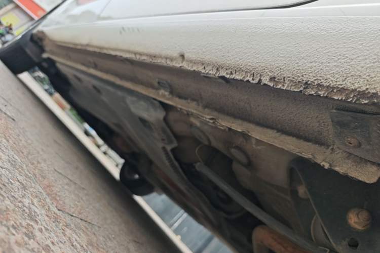Used Volkswagen Jetta 2013 1.6L Automatic Comfort Model Left Side Sill