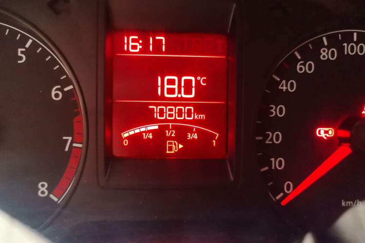 Used Volkswagen Jetta 2013 1.6L Manual Fashion Edition Odometer Close Up