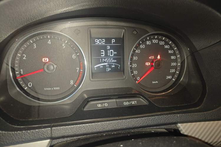 Used Volkswagen Jetta 2013 1.6L Automatic Luxury Model Odometer Close Up
