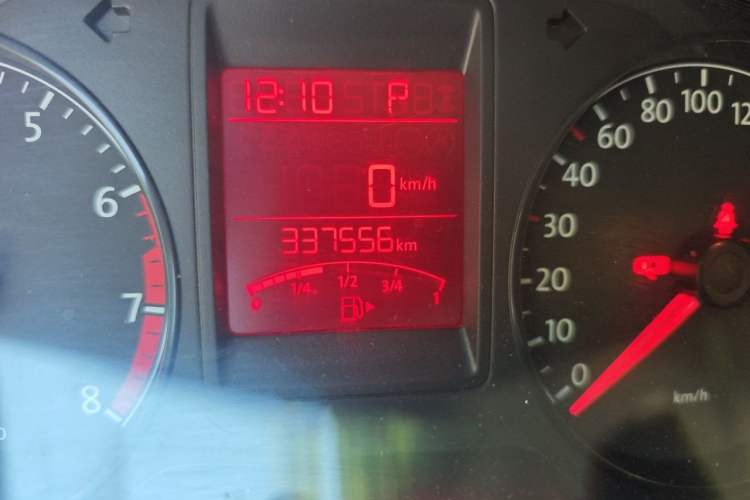 Used Volkswagen Jetta 2013 1.6L Automatic Comfort Model Odometer Close Up