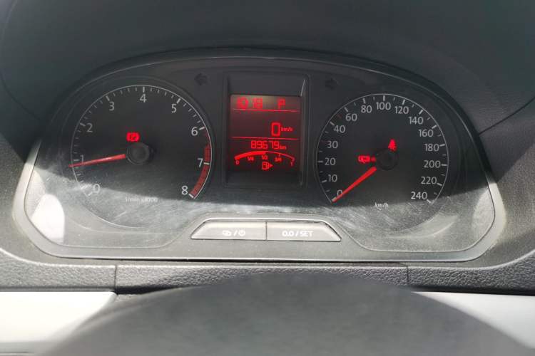 Used Volkswagen Jetta 2013 1.6L Automatic Comfort Model Odometer Close Up