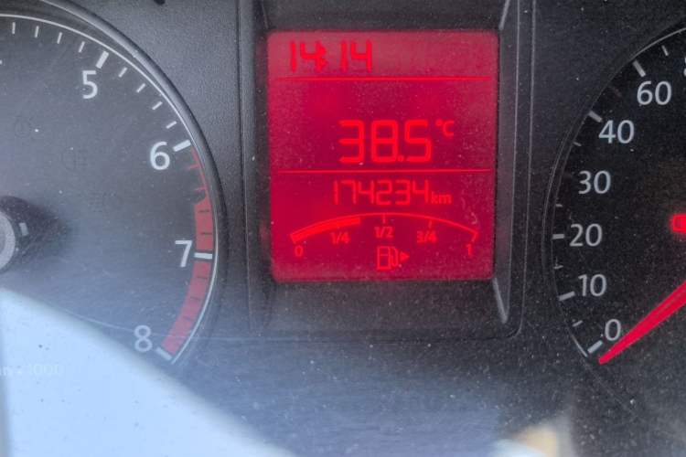 Used Volkswagen Jetta 2013 1.6L Manual Fashion Edition Odometer Close Up