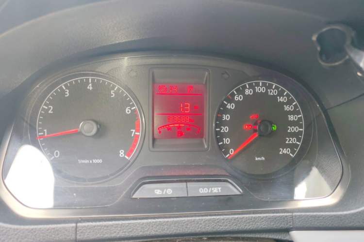 Used Volkswagen Jetta 2013 1.6L Automatic Luxury Model Odometer Close Up
